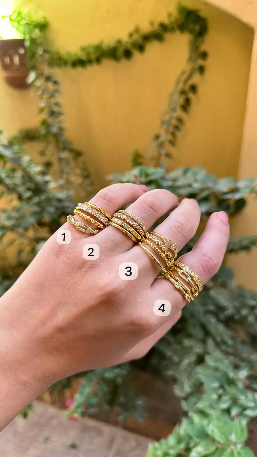 Gold signature rings 1