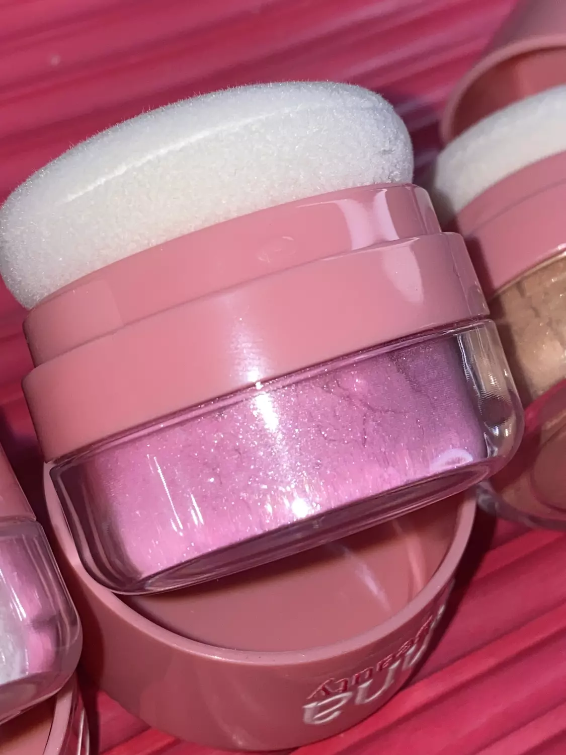 Scented shimmer powder puff 1