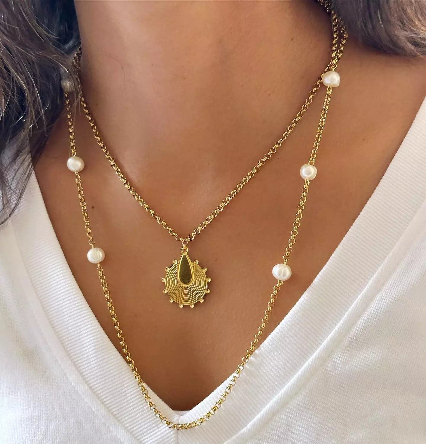 Sun Burst Pearly Necklace 3