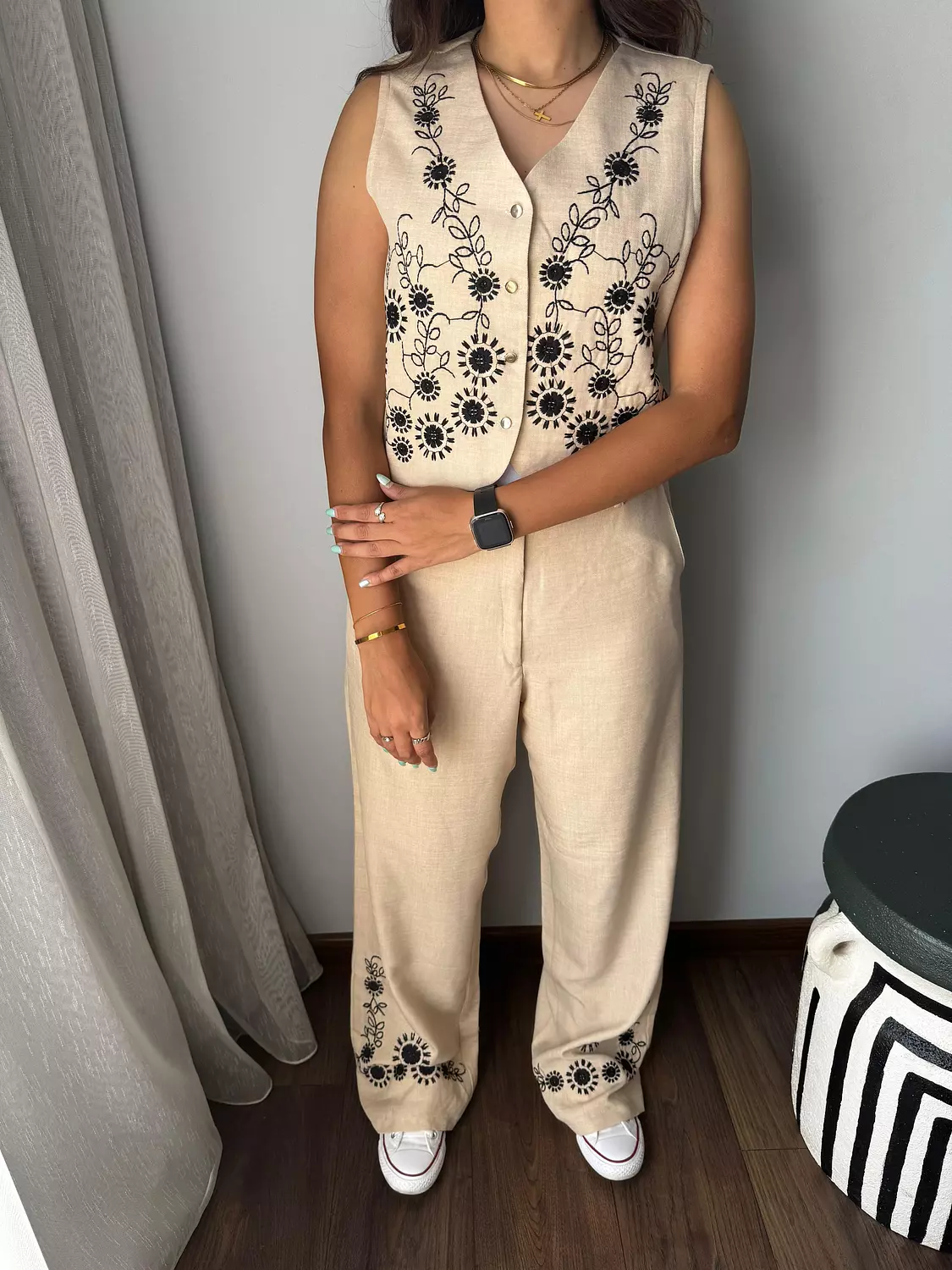 Sunkissed Linen Ensemble. hover image