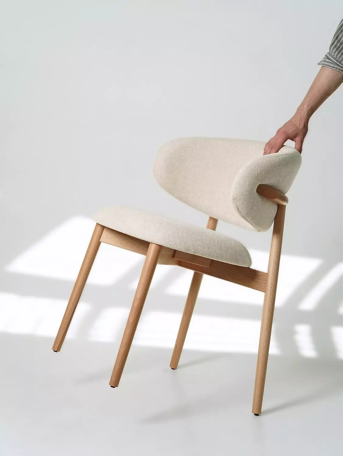 <p style="text-align: center"><strong>Chairs</strong></p>