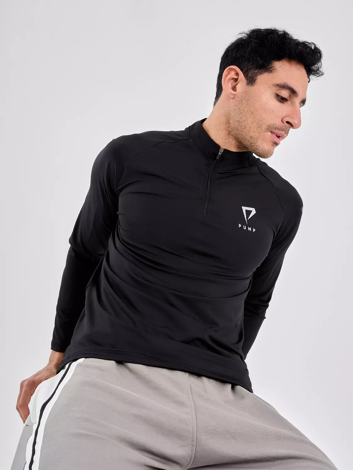 CORE TRAINING QUARTER ZIP-"black’’ 6