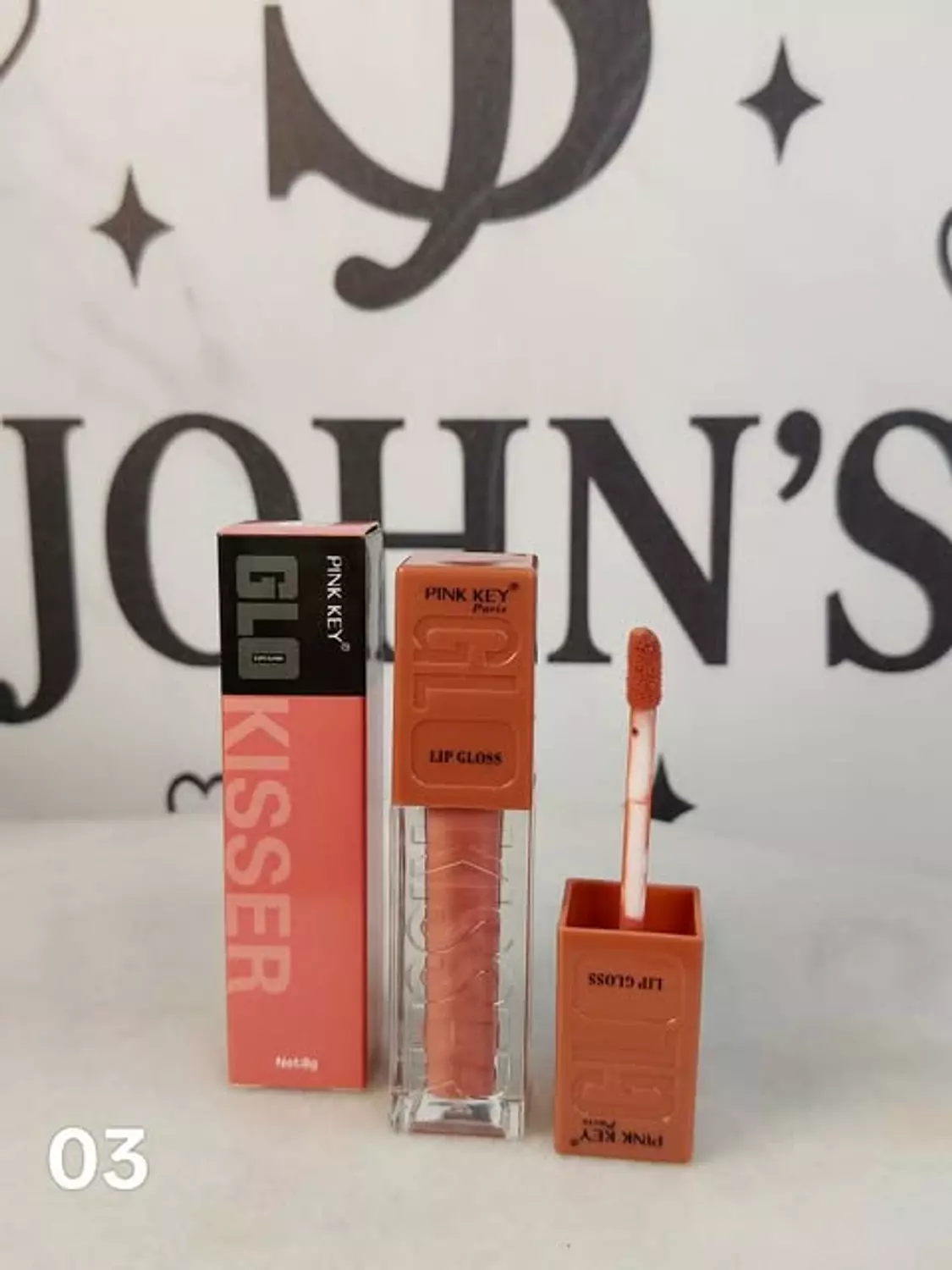 pink key lip matte  2