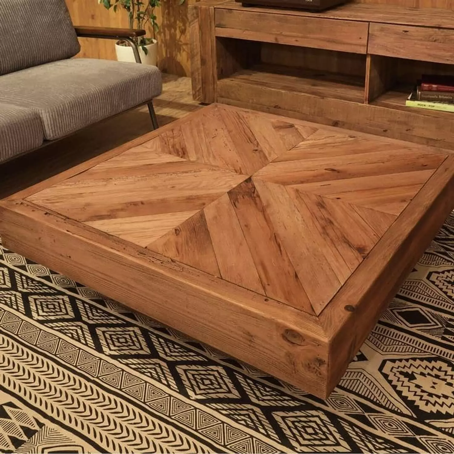 Coffee table image