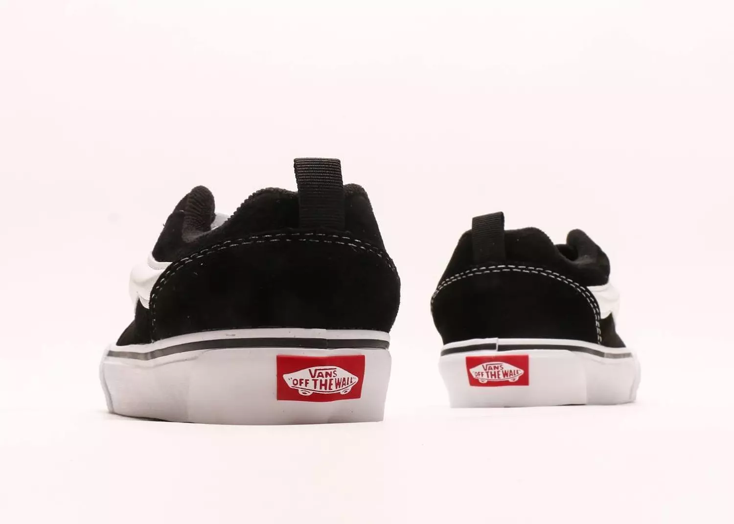 Vans Knu Skool Black White 2