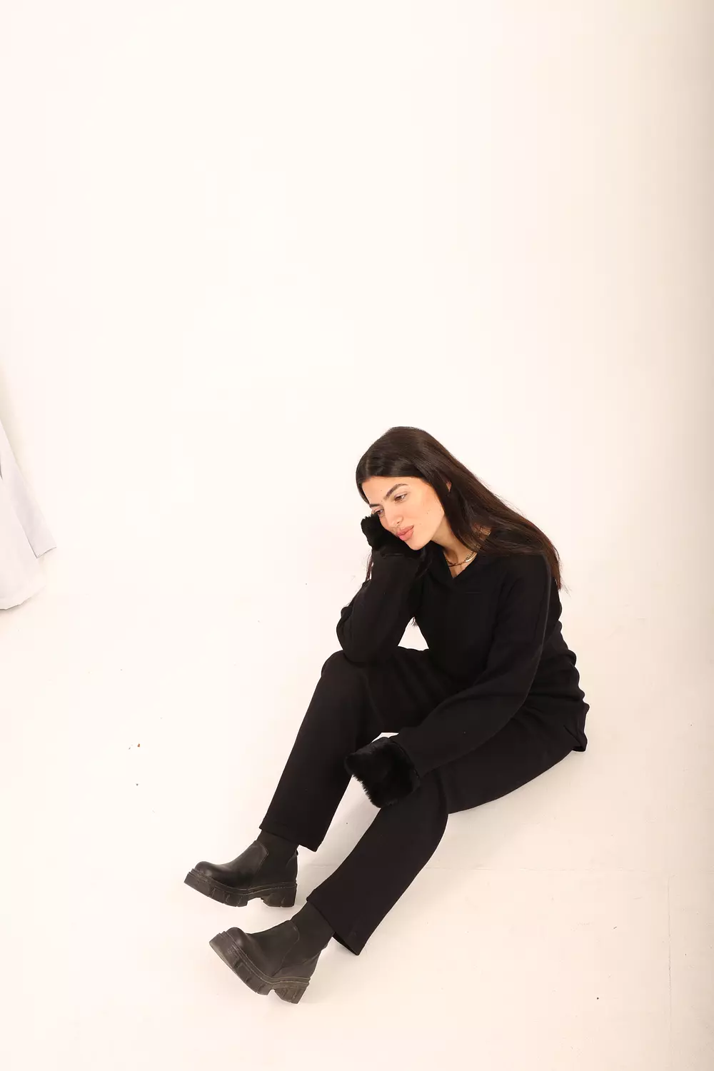 Furline Black Knit Set  2