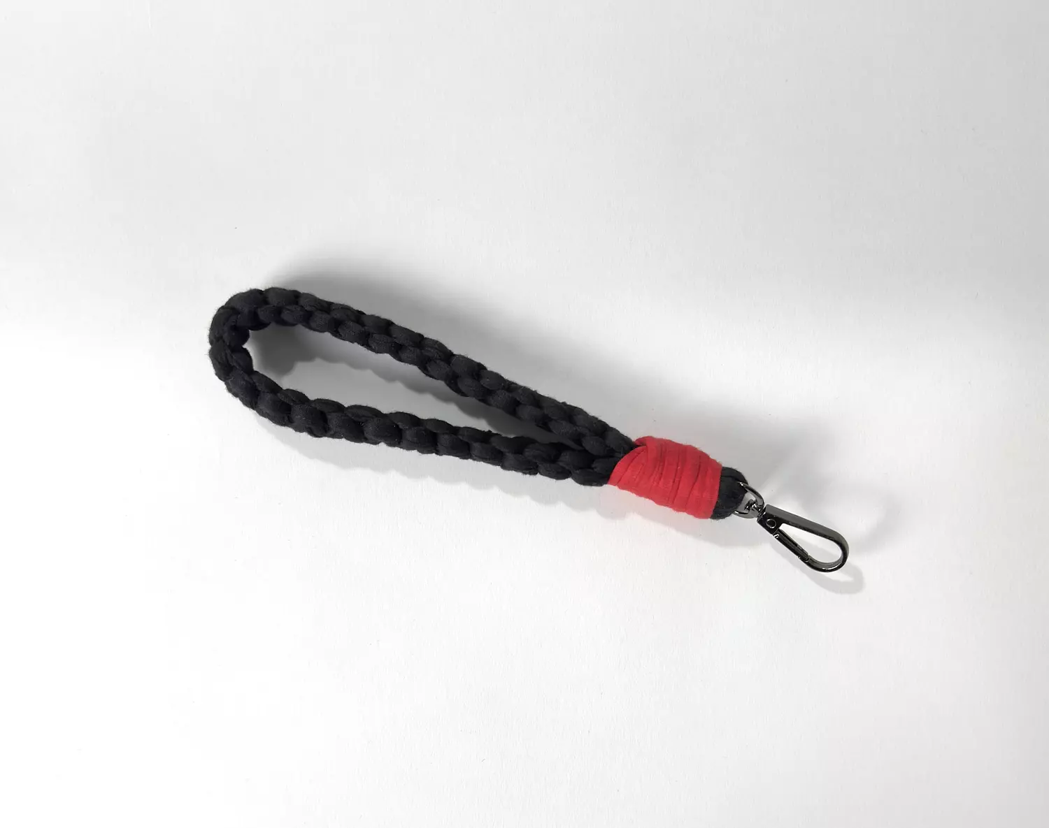 Keychain Color Black & Red 🔑 image