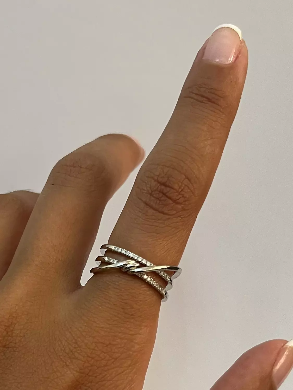 Silver knot image