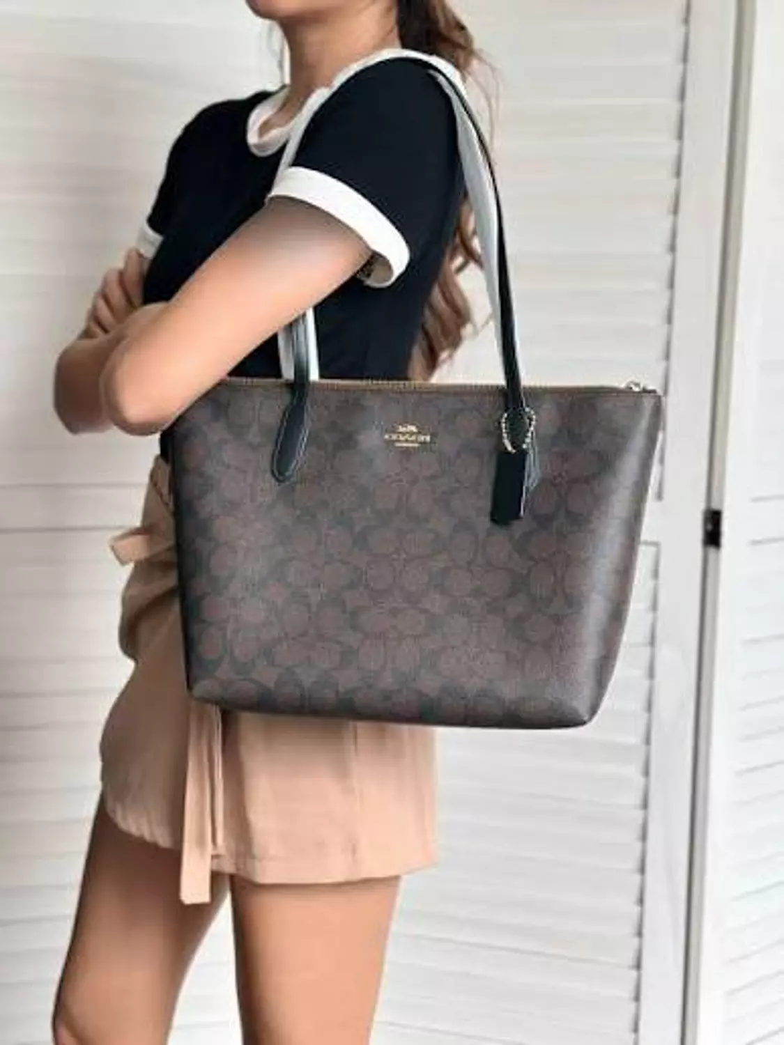 COACH Zip Top Tote Bag In Signature Canvas - Gold/Brown Black 4