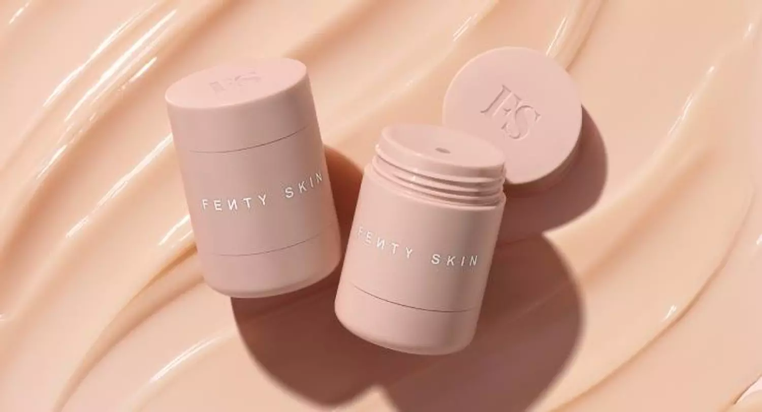 Fenty Skin Plush Puddin' Intensive Recovery Lip Mask With Pomegranate Sterols + Vitamin E 1