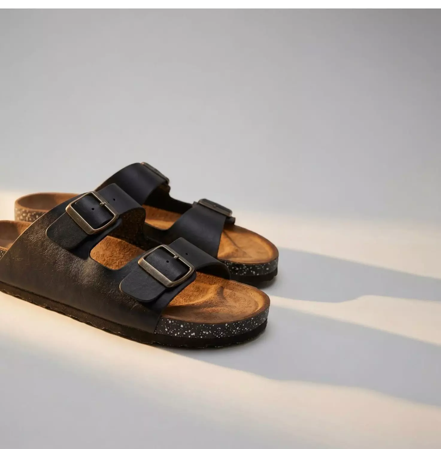 BLACK SLIPPER 1  3