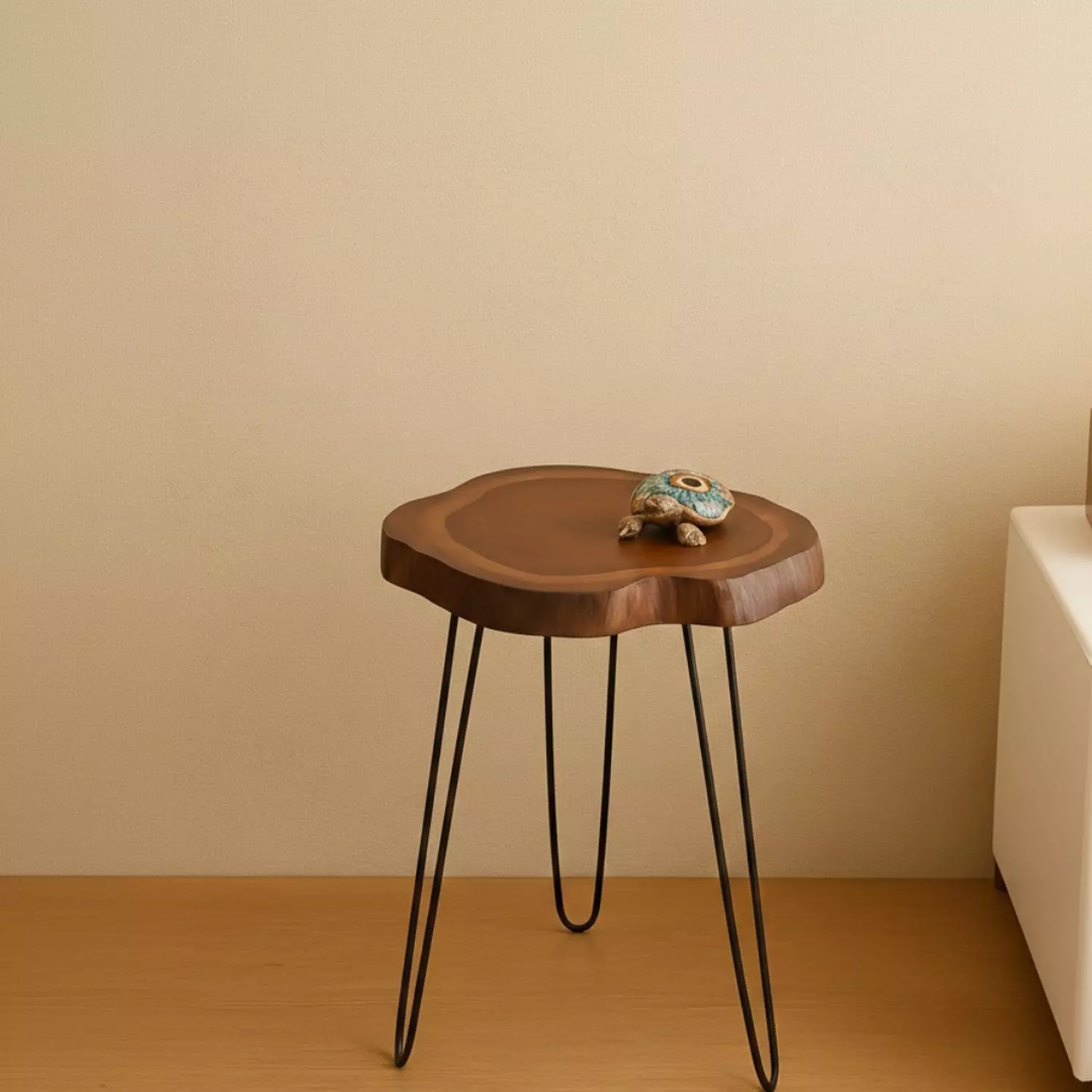 Earthy Elegance Table  1