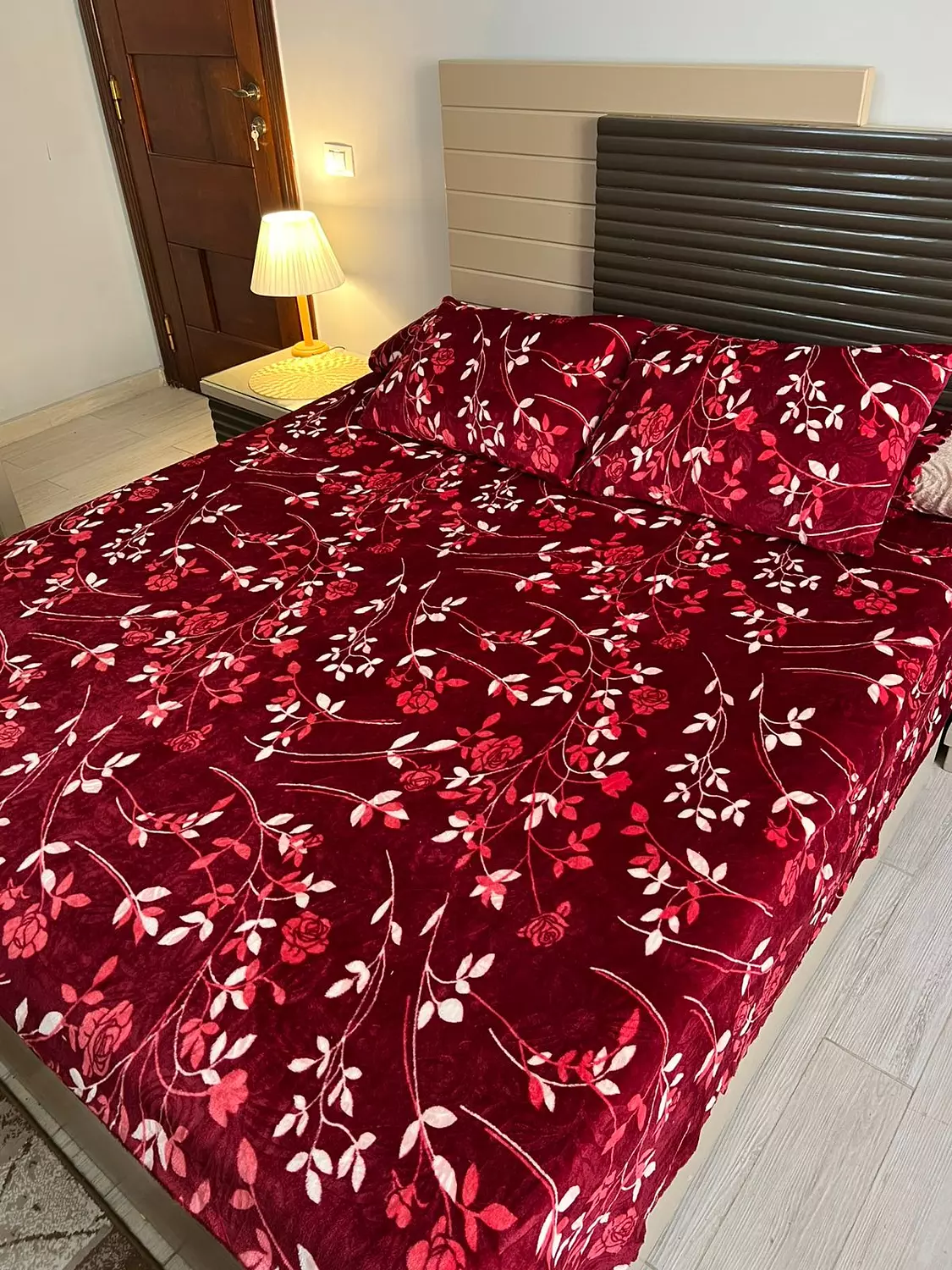طقم  دفايه سرير فرع شجر image