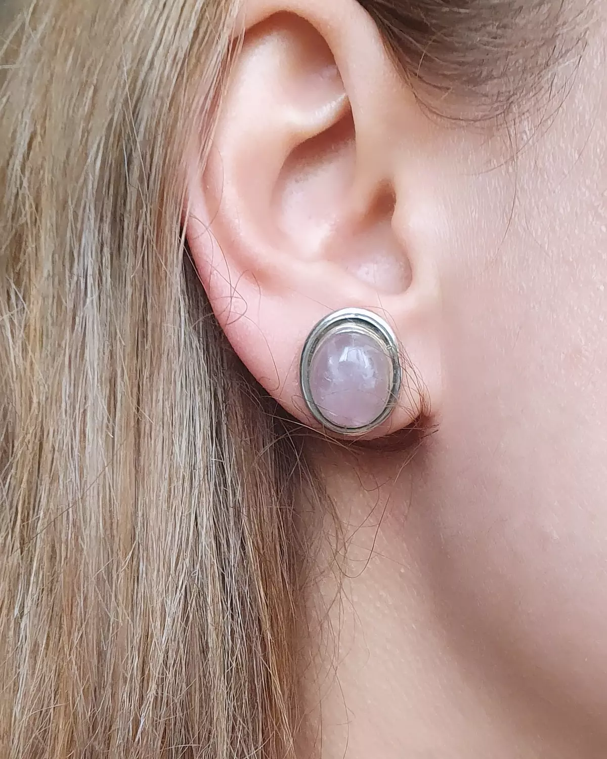 Oval rose earrings image