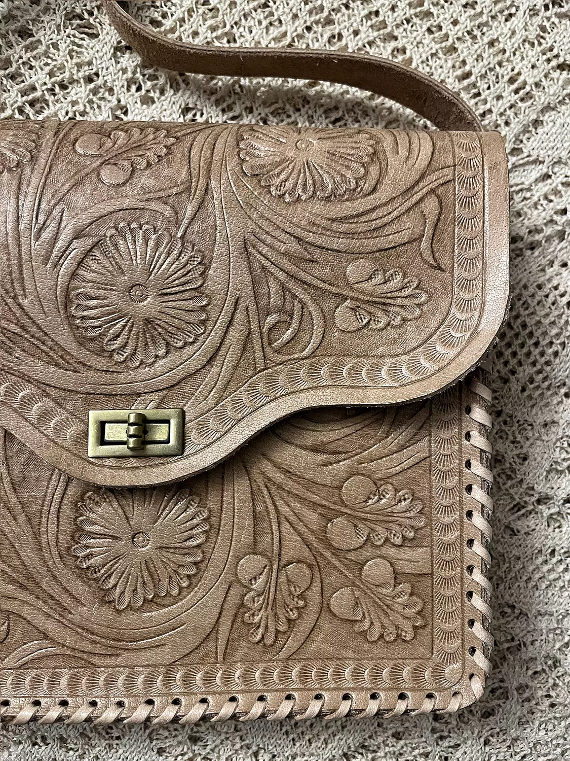 Fully Floral tooled leather bag  8
