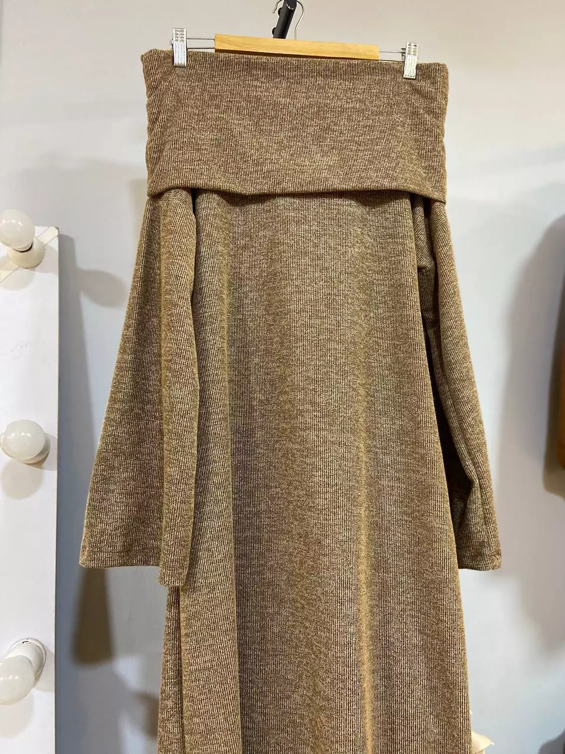 Off-shoulder winter dress 3