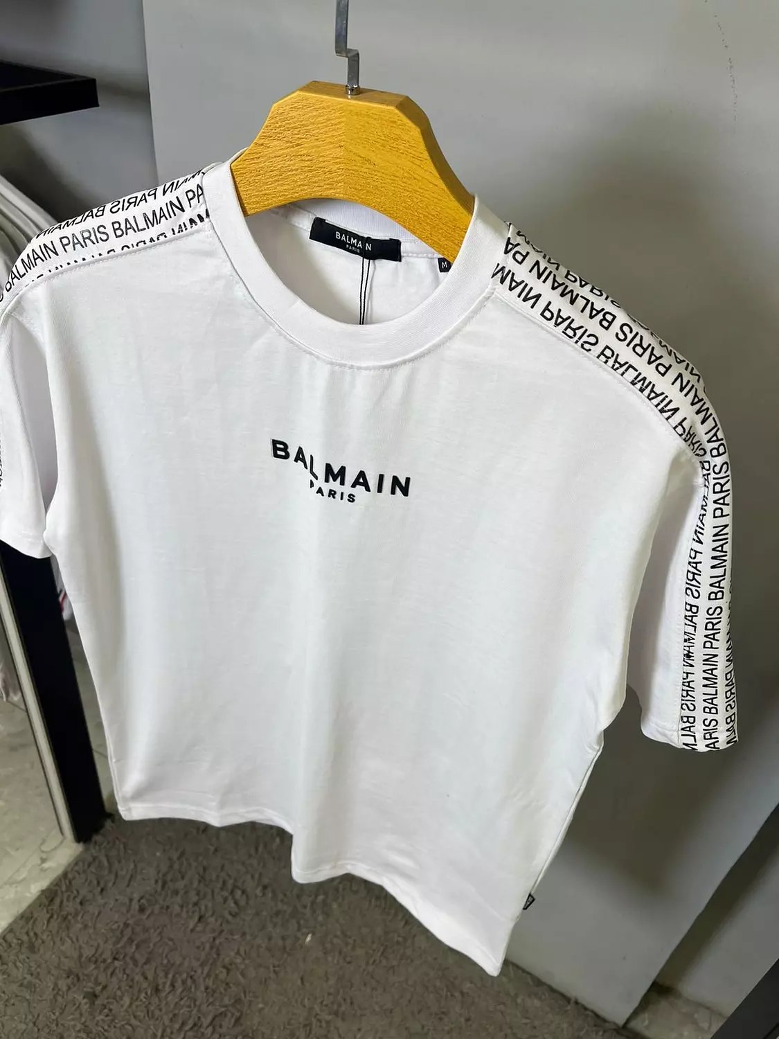 BALMAIN TSHIRT / 1472 5