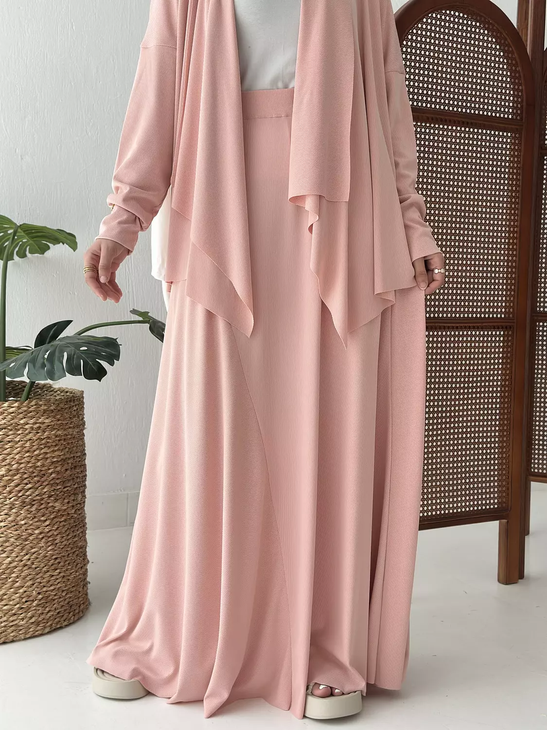 Elegance In Motion Skirt Set In Pink 3