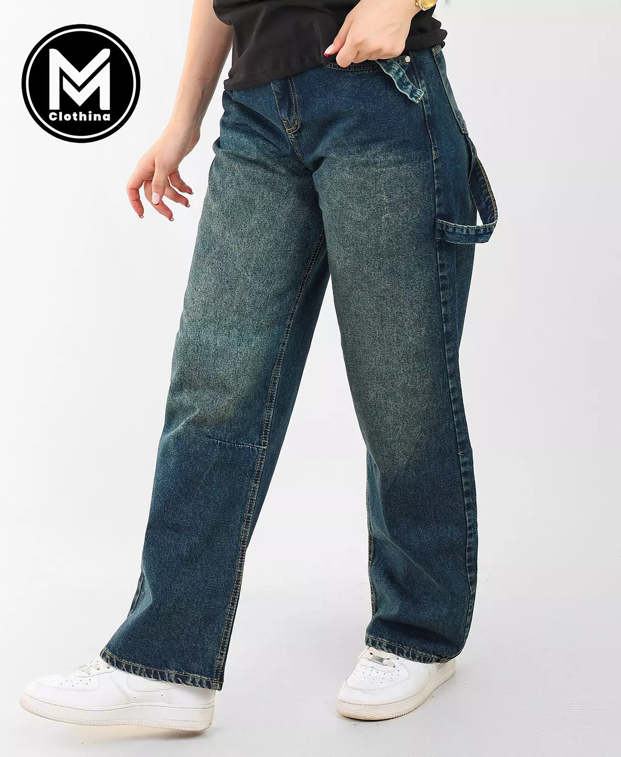 <p><strong><span style="color: rgb(0, 0, 0)">Baggy Jeans</span></strong></p>