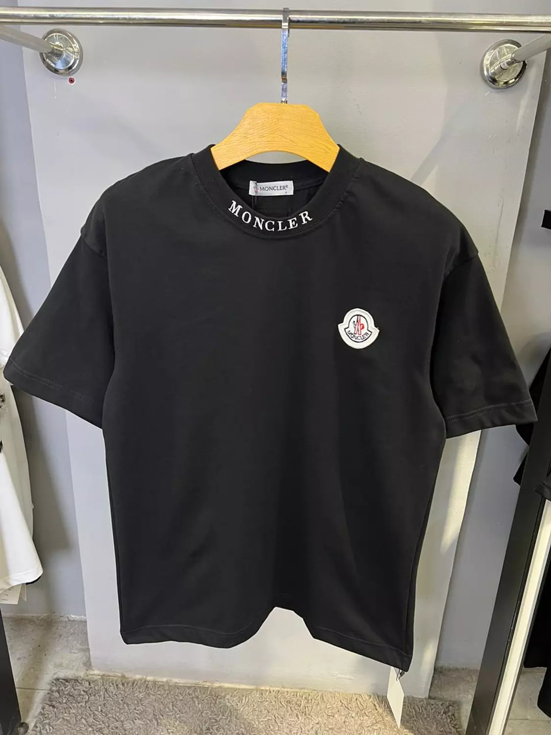 MONCLER TSHIRT / 1270 2