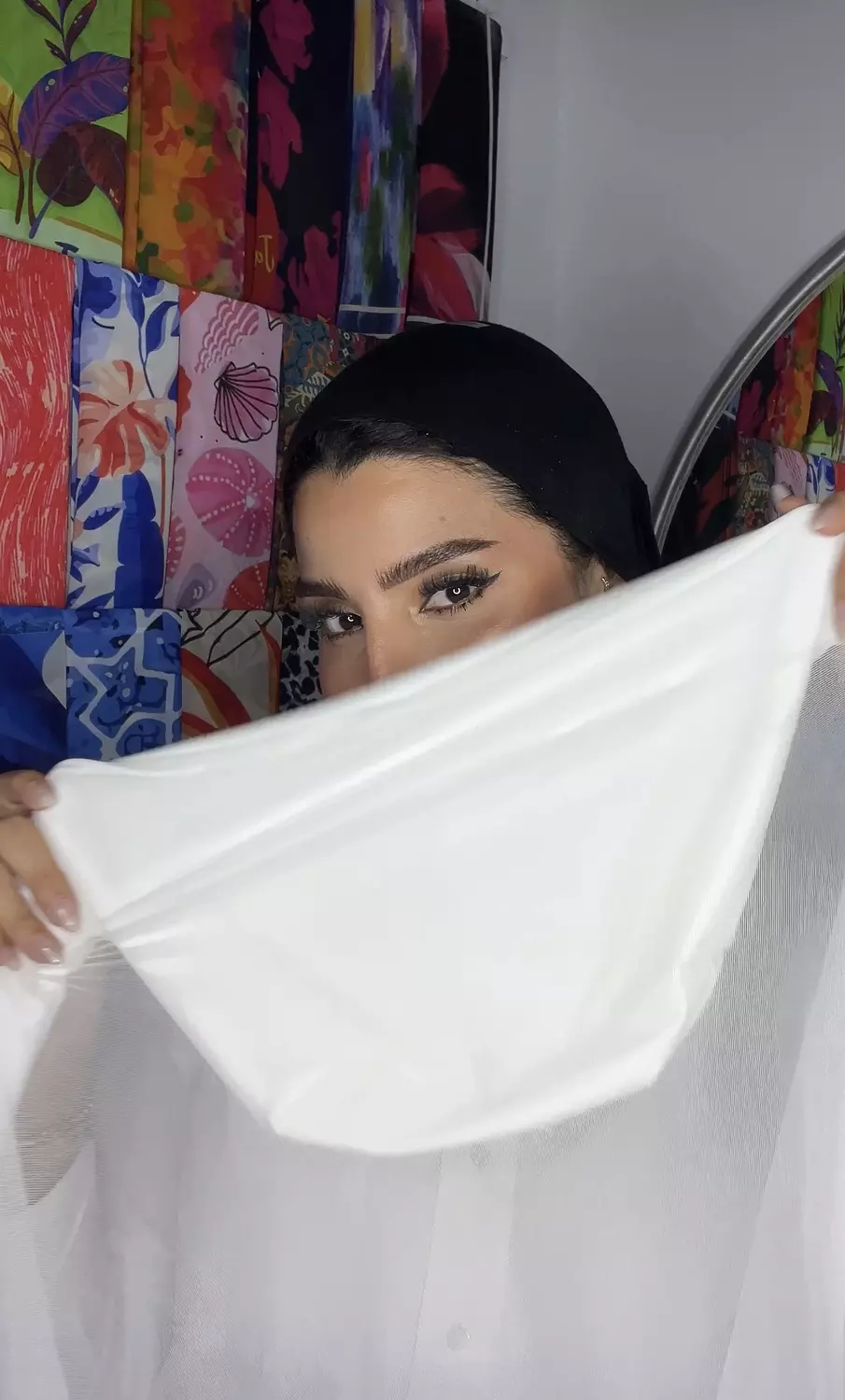 Tulle scarf waterproof off white  hover image