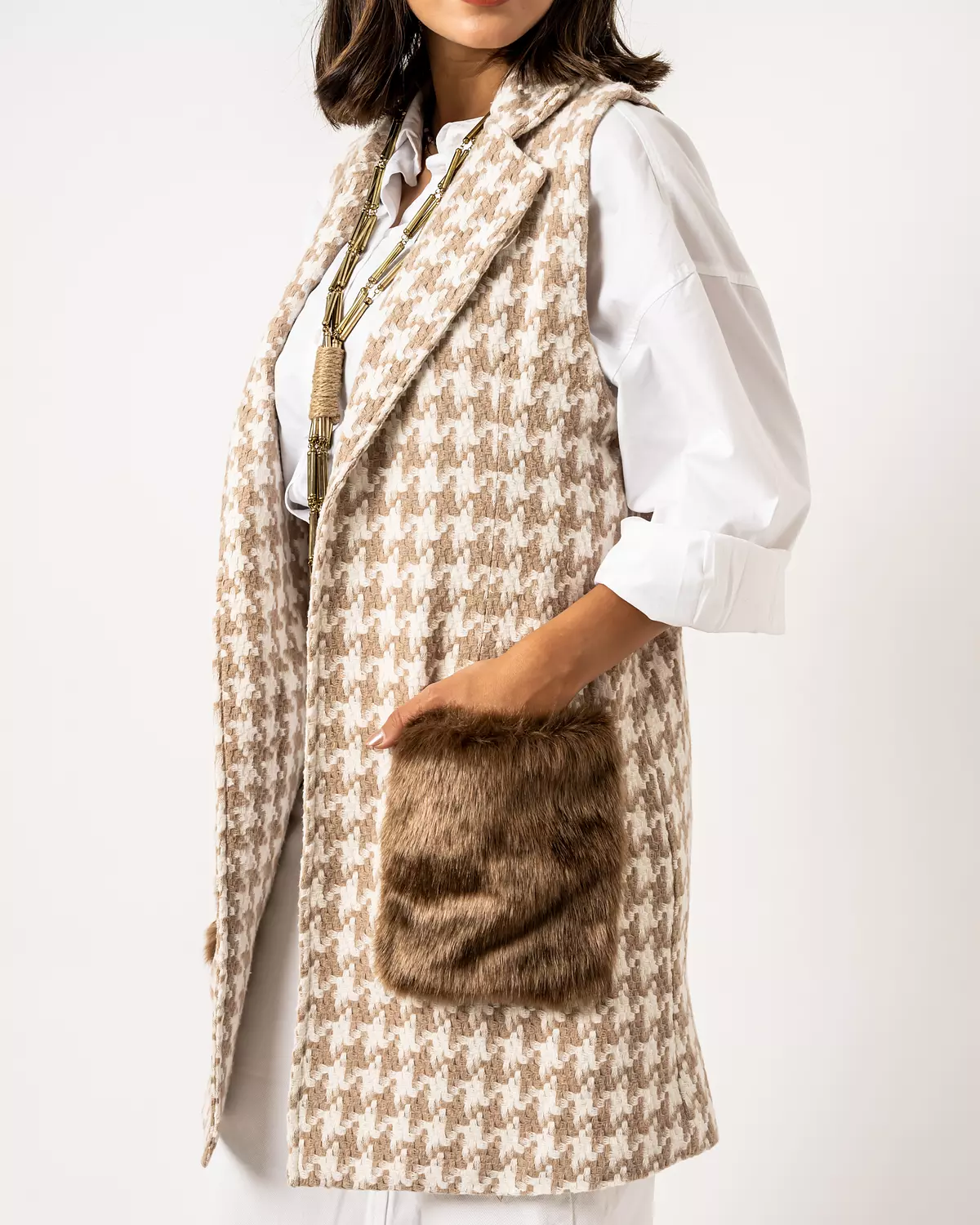 Sahara vest image