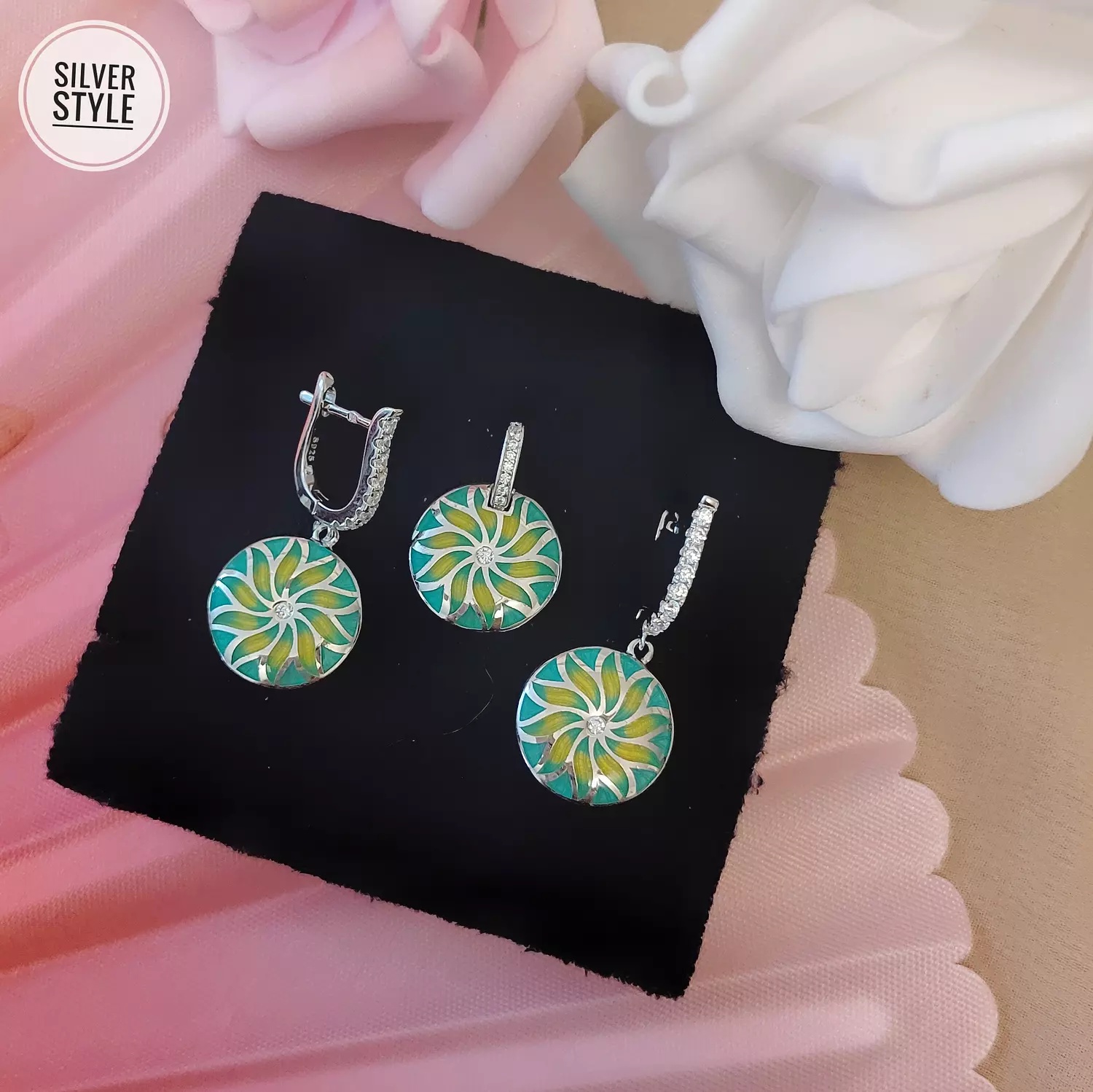 Fabulous Enamel set image
