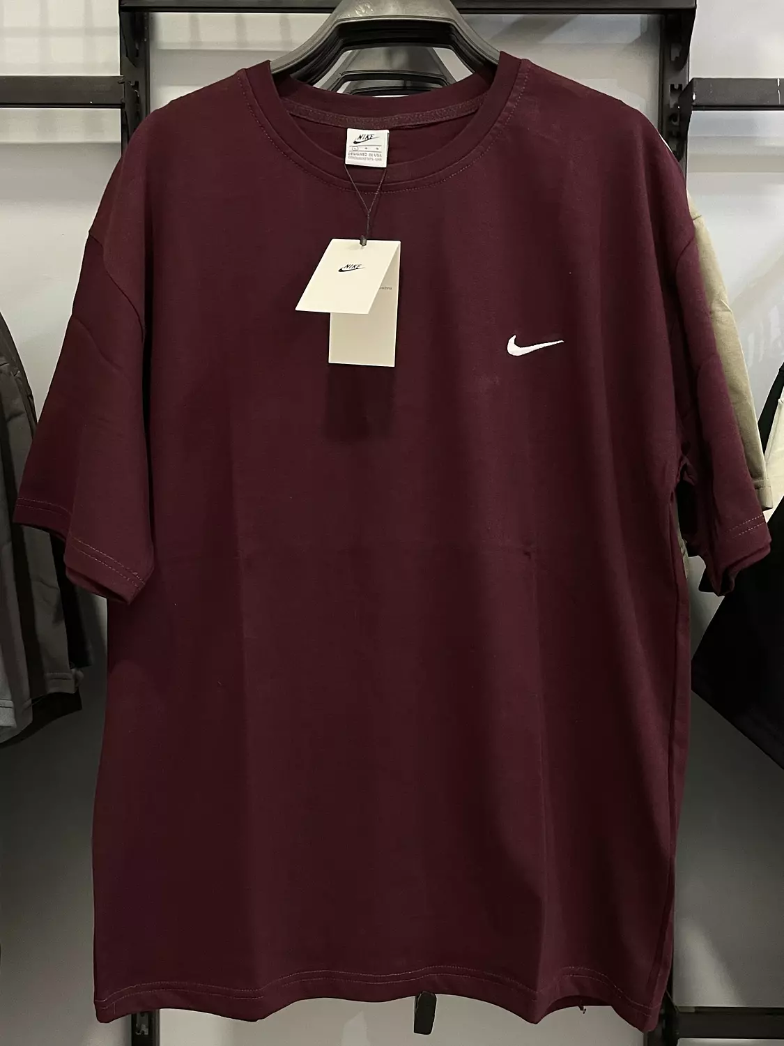 T-shirt nike oversize Burgundy  hover image