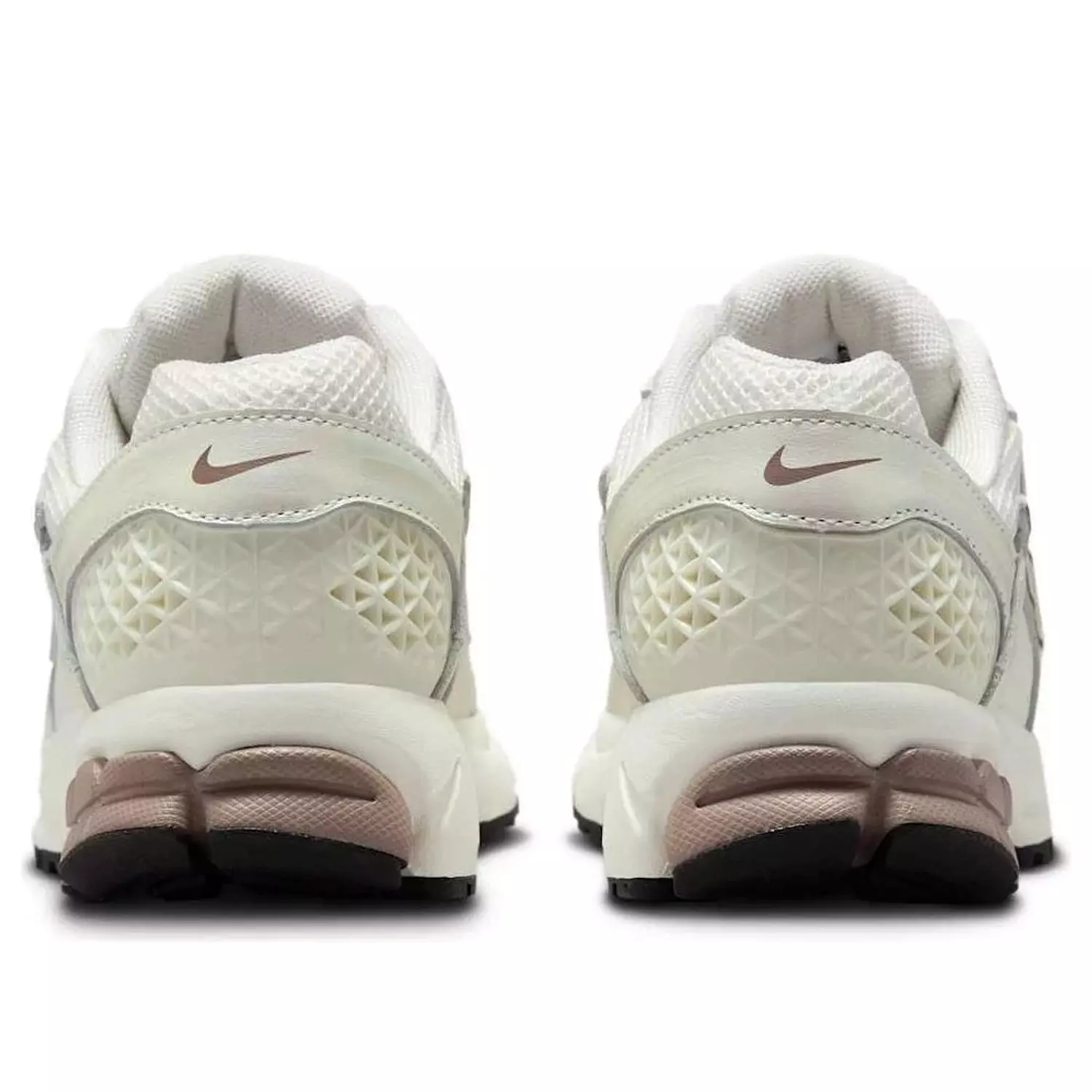 Nike Zoom  Vomero 5 Sail  Mink Brown  Black 1