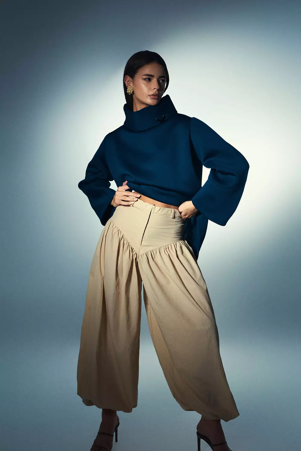 VORA PANTS  hover image