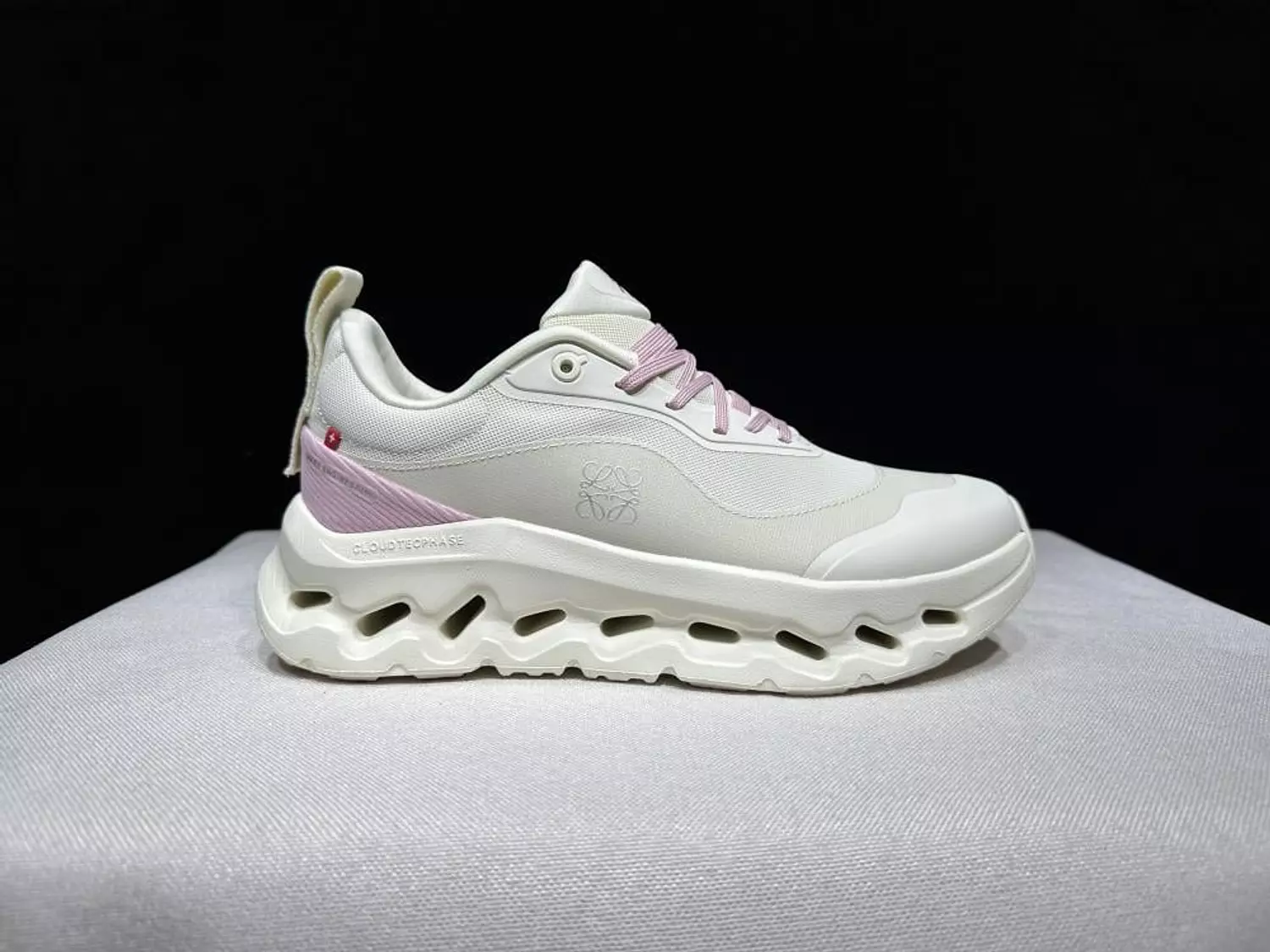 Loewe x Cloudtilt Sneakers 2.0 Running Shoes 1
