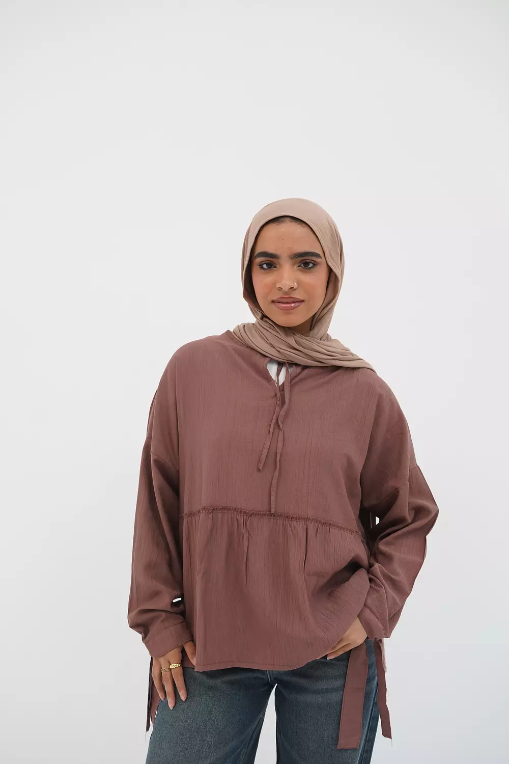 Brown blouse with tie from the callar 2