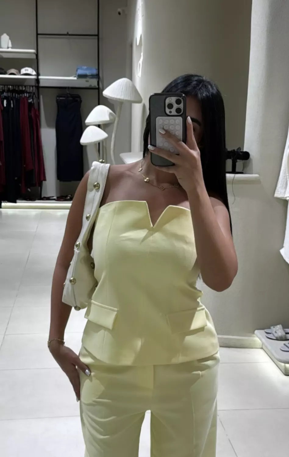 Strapless Vest image