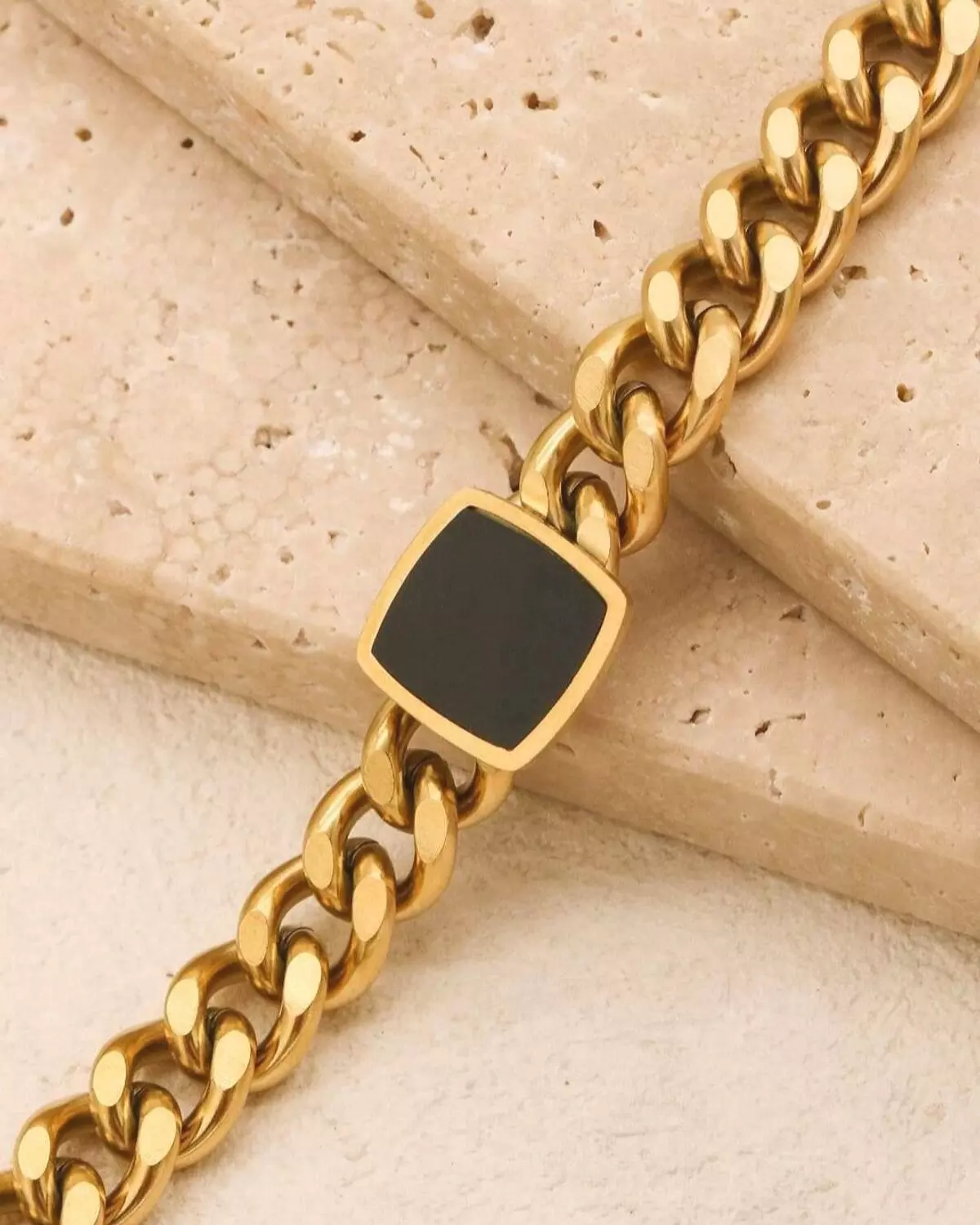 Retro Black Choker 3