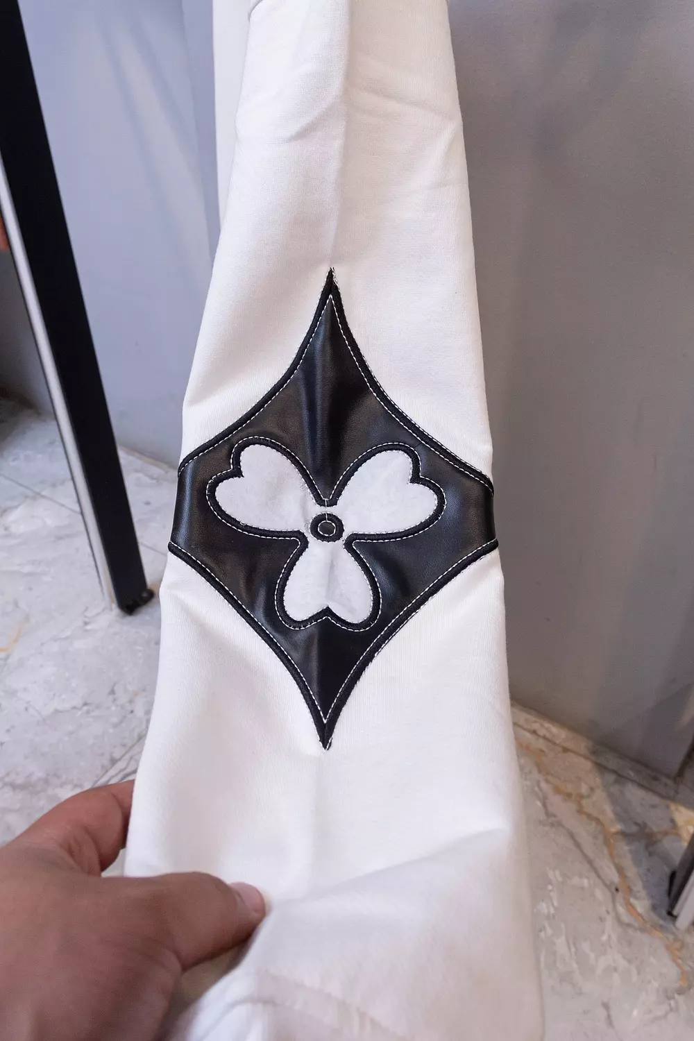 LOUIS VUITTON SWEATSHIRT hover image