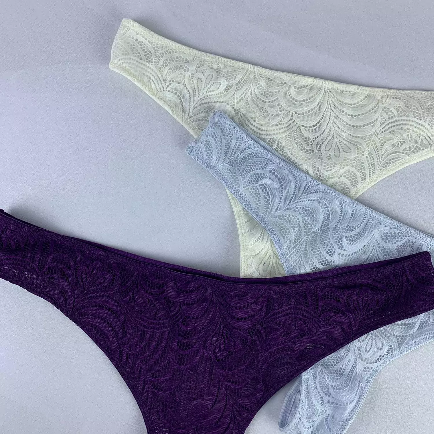 Lace lingerie panty thong from primark uk   Small / off white -baby blue    Medium / baby blue - purple  2