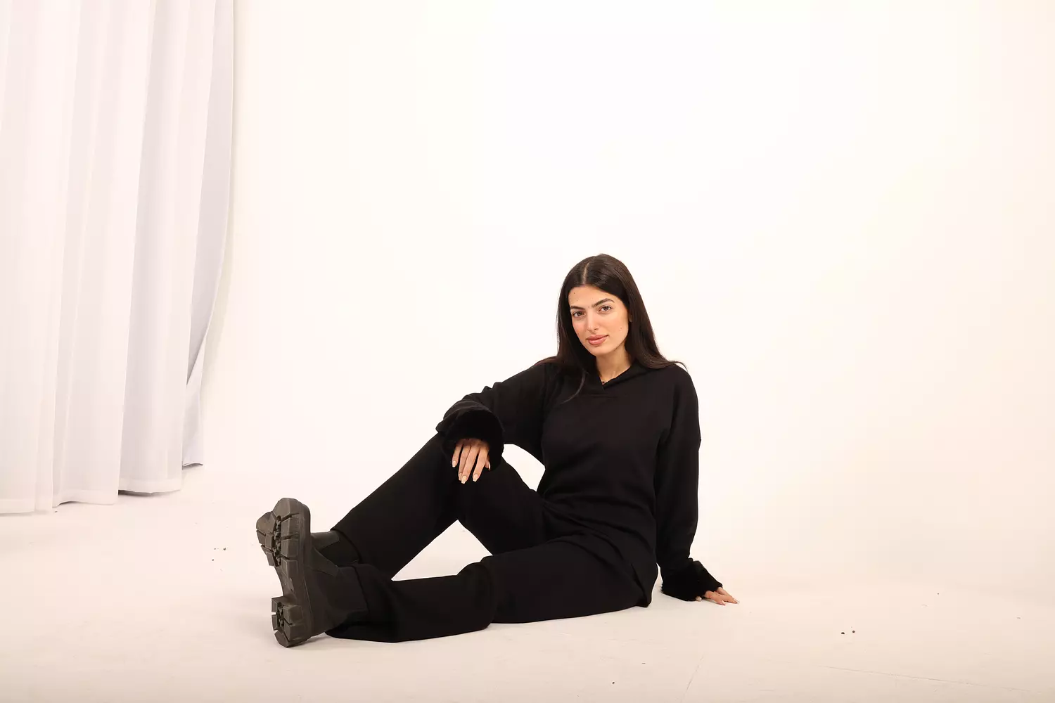 Furline Black Knit Set  5