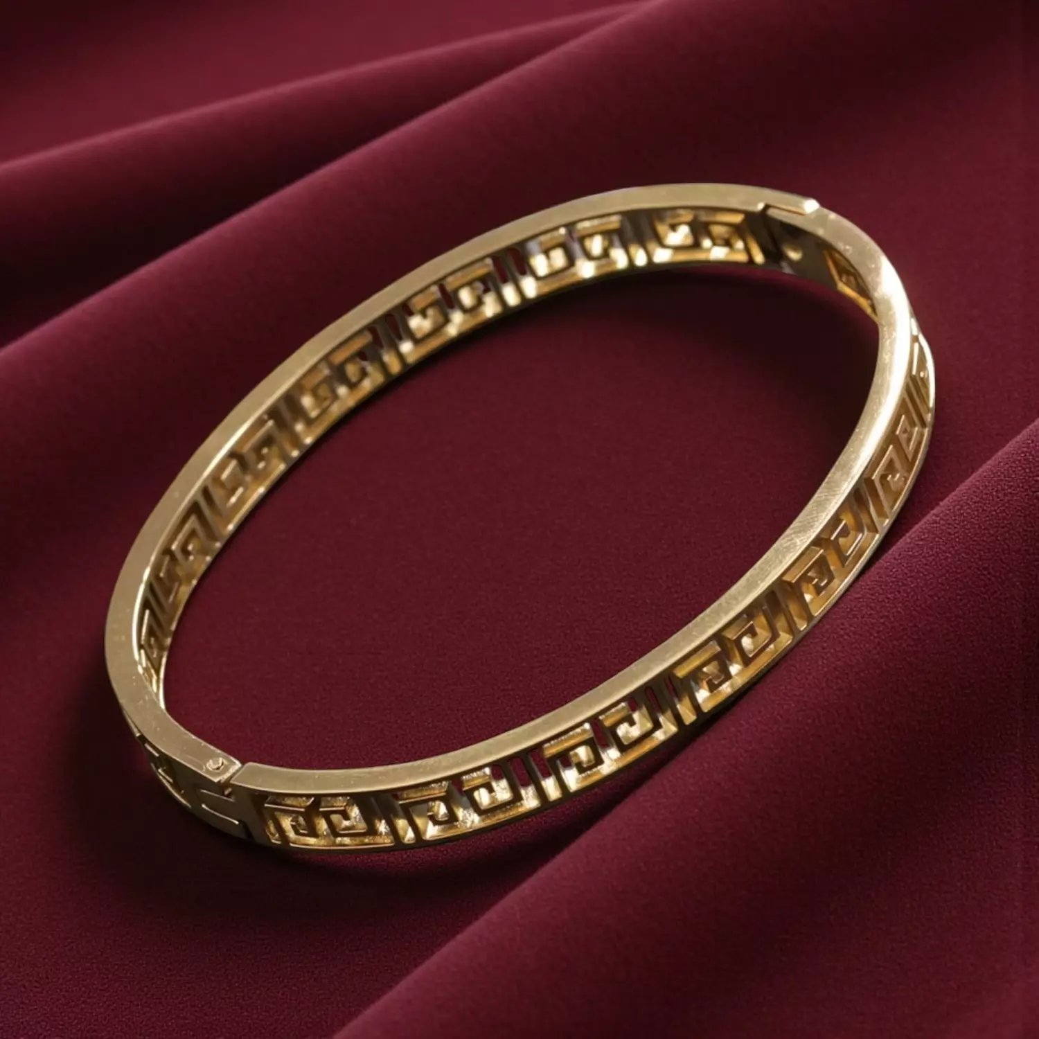 Aurelia Greek Key Bangle