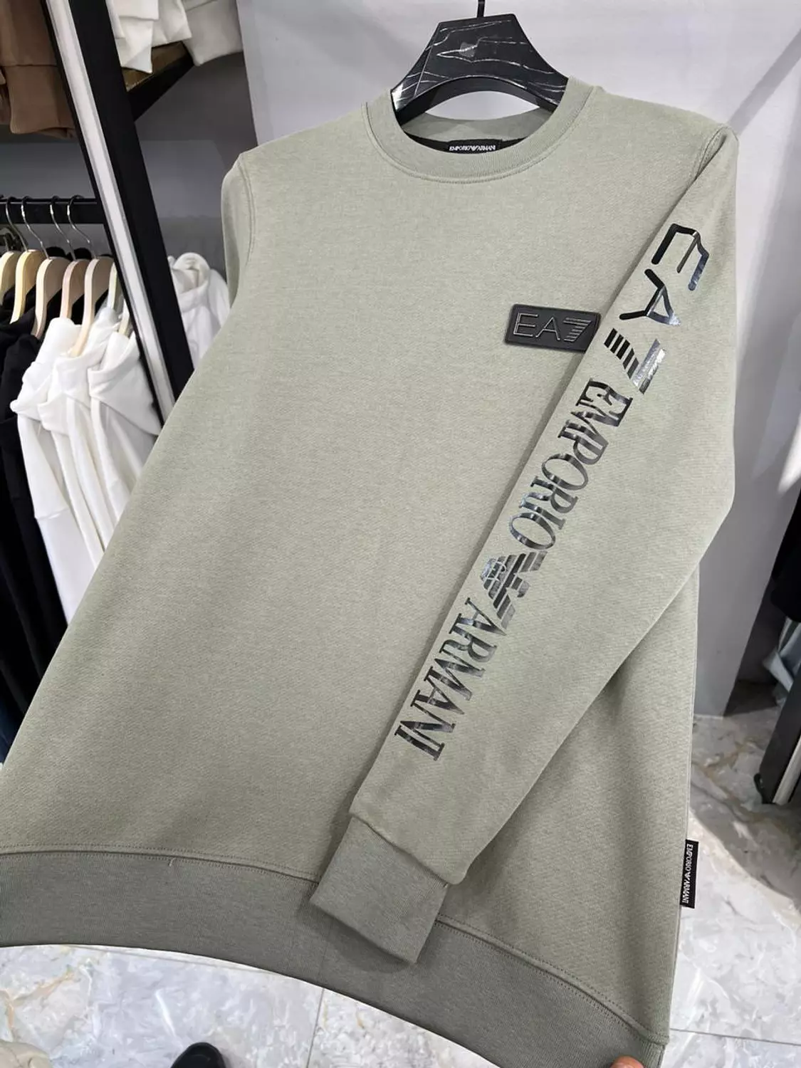 EA7 SWEATSHIRT  4