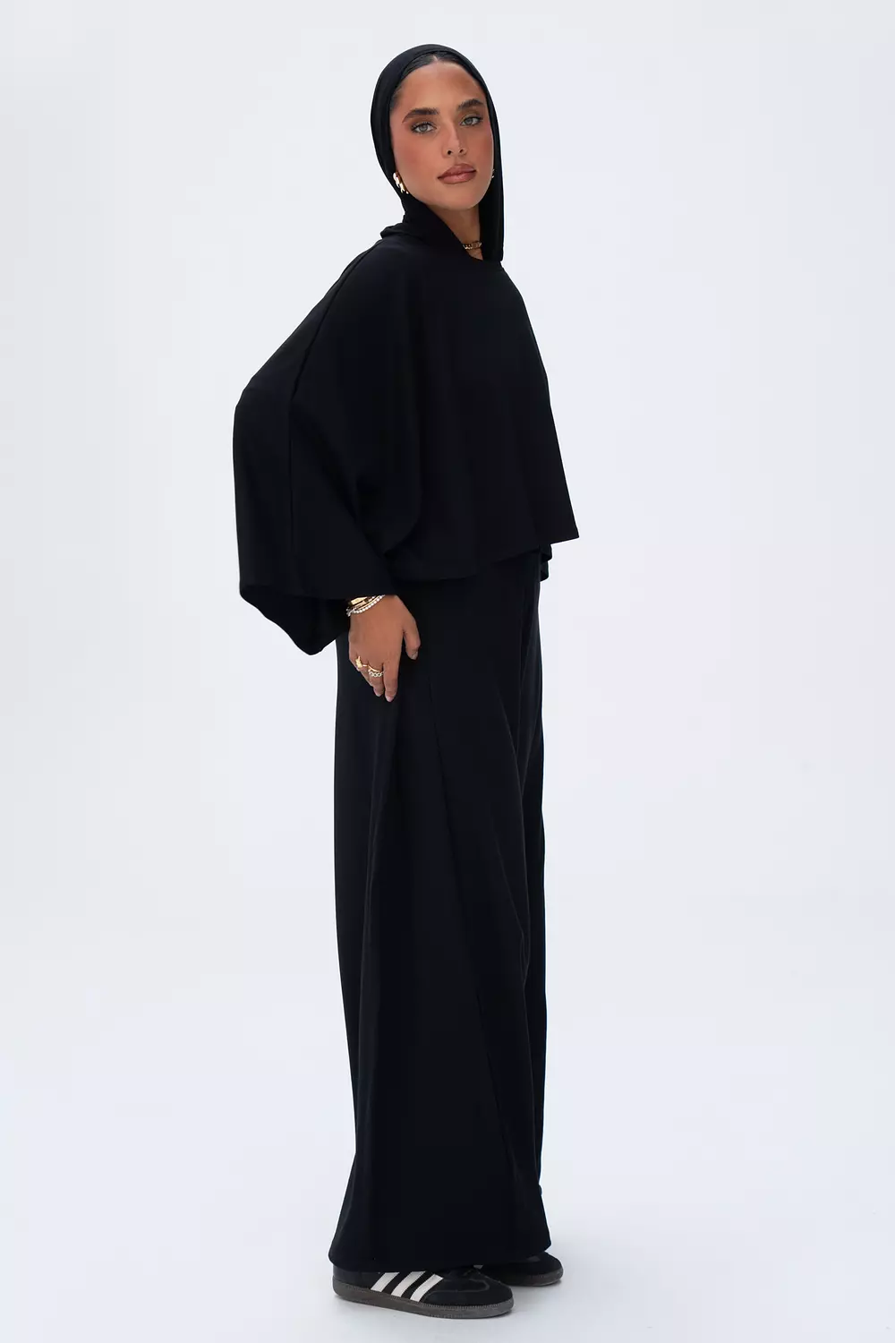 Soft Cloud Top in Black 2