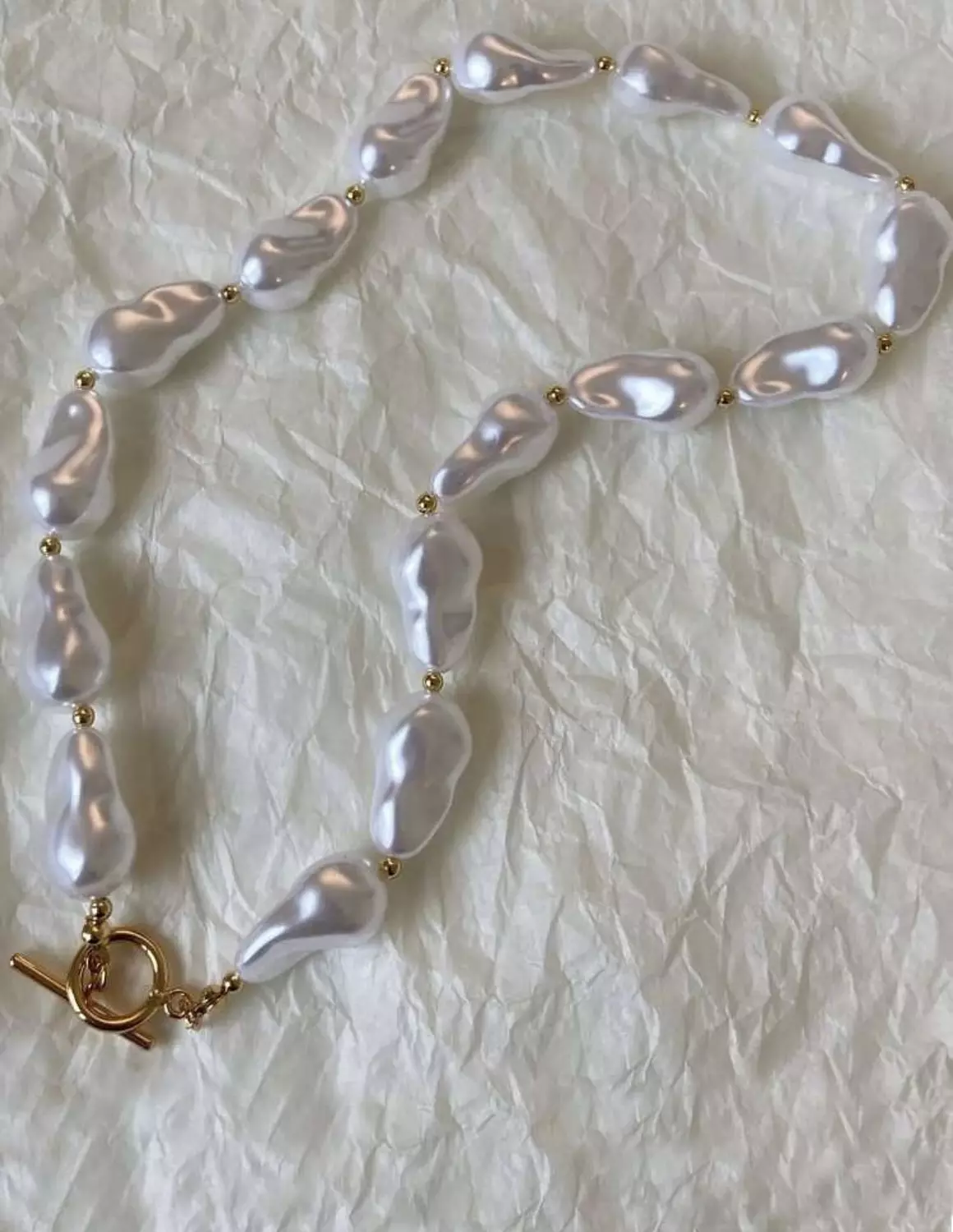 Plain pearl chocker 1