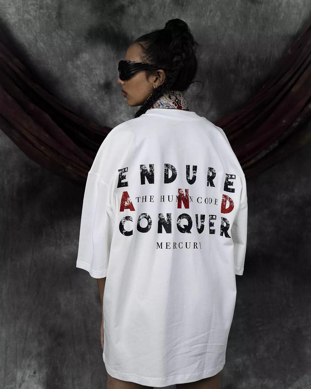 SKELTON Oversized T-Shirt 3