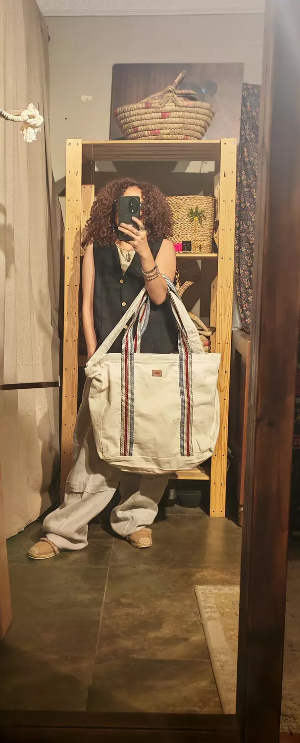 Extra large off white bag  hover image