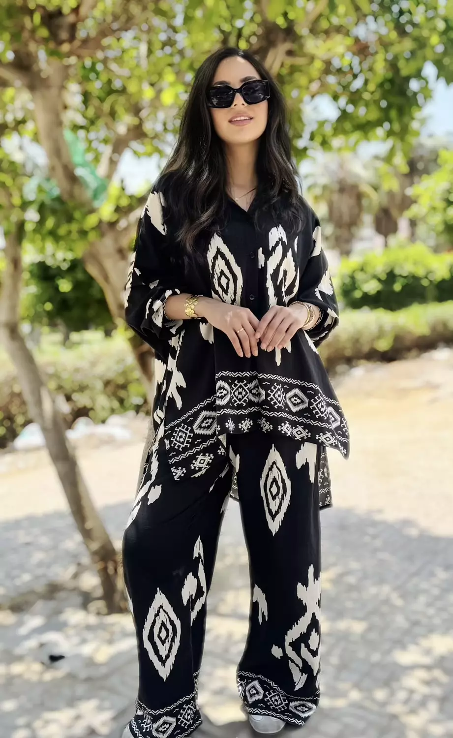 BW set image