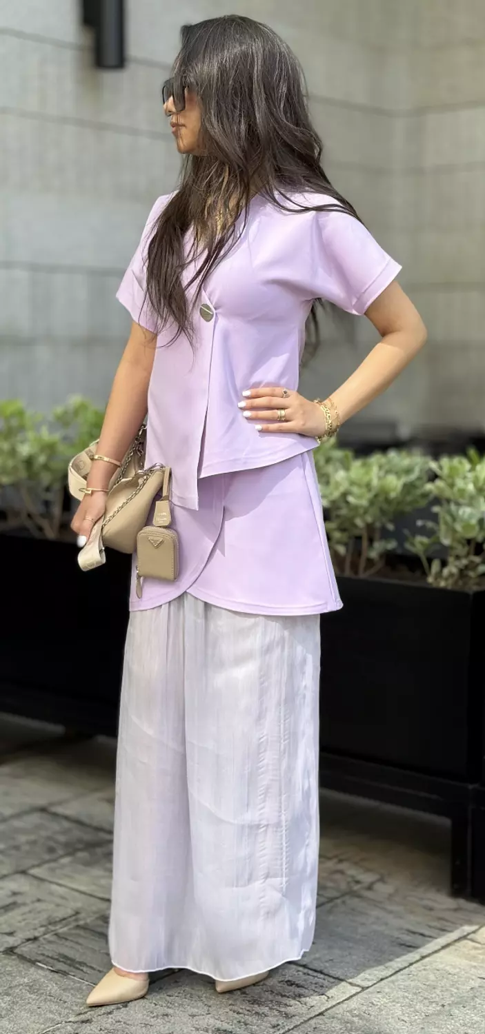 LILAC SUIT image
