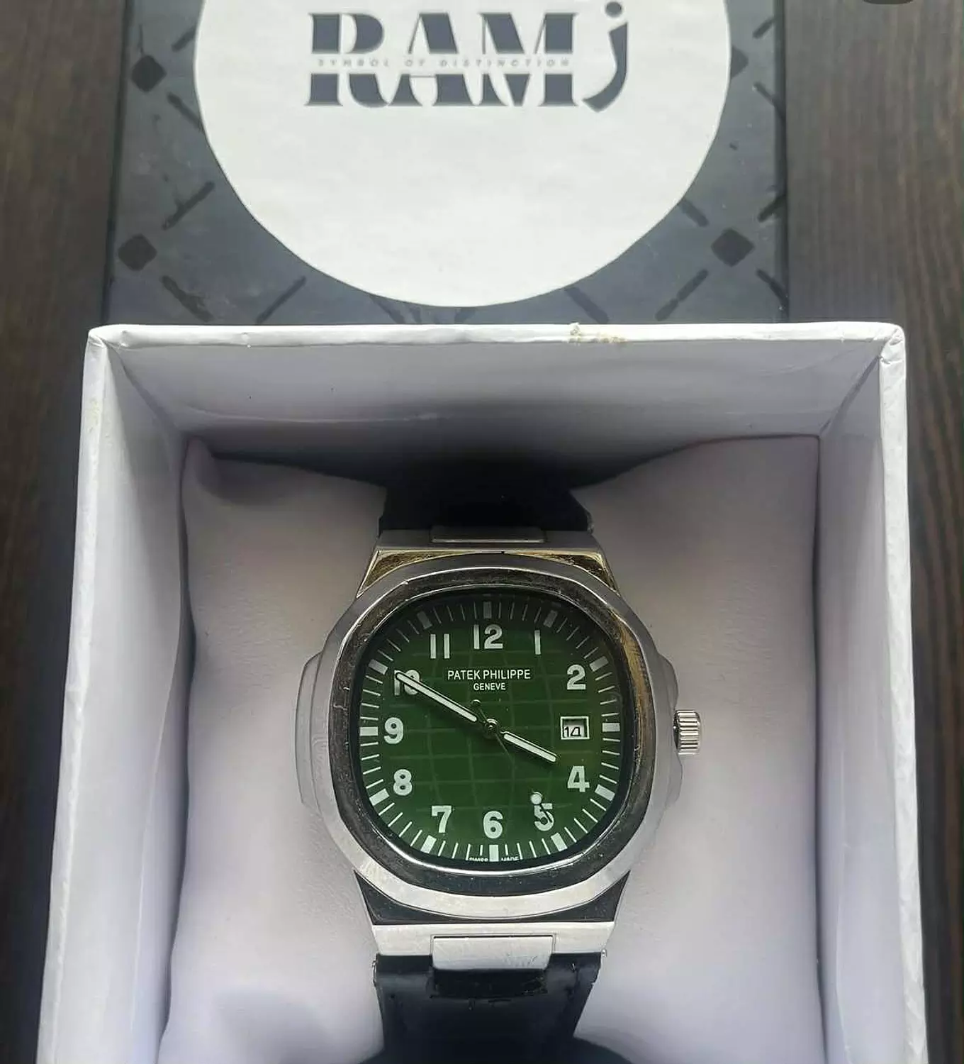 Patek Philippe (2 colors) hover image