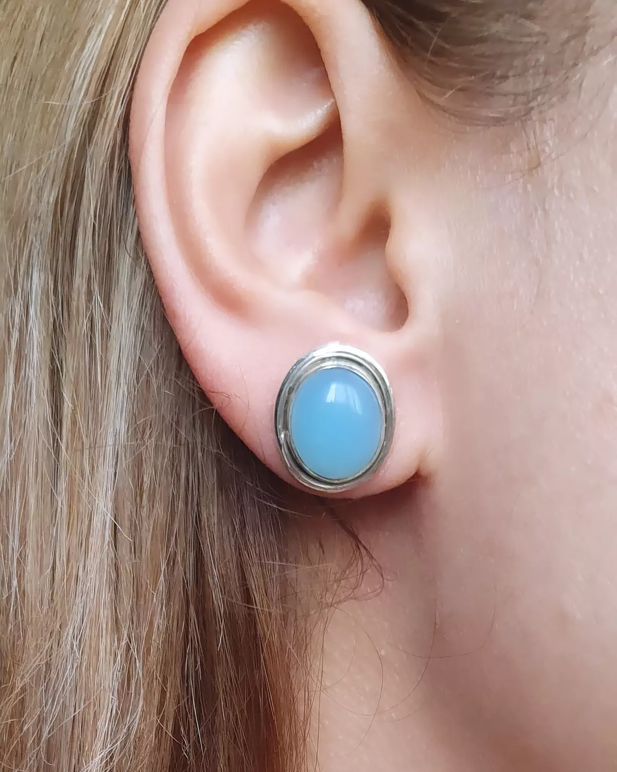 Oval aquamarine earrings image