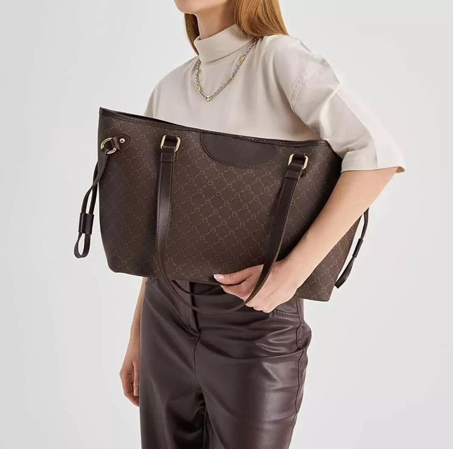  shoulder bag  4