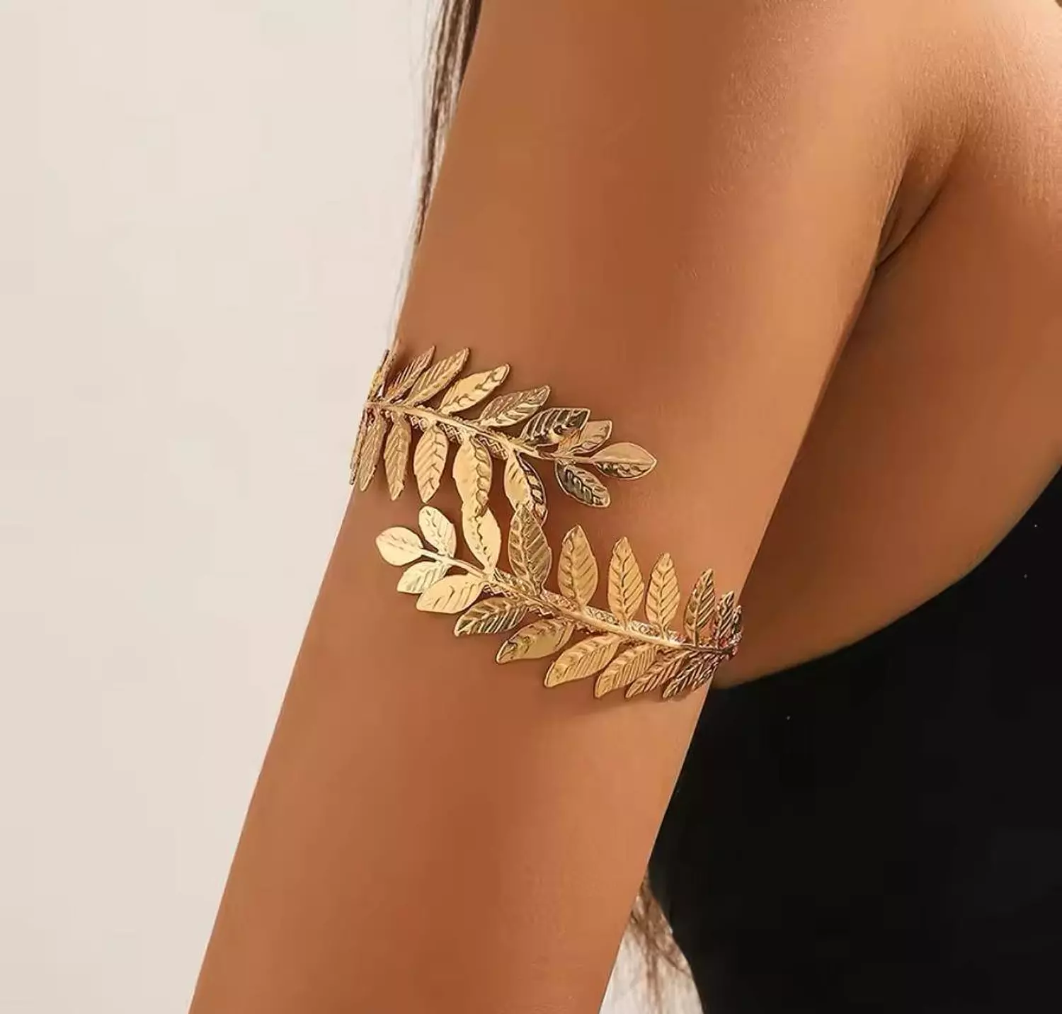 Arm chocker C1 hover image