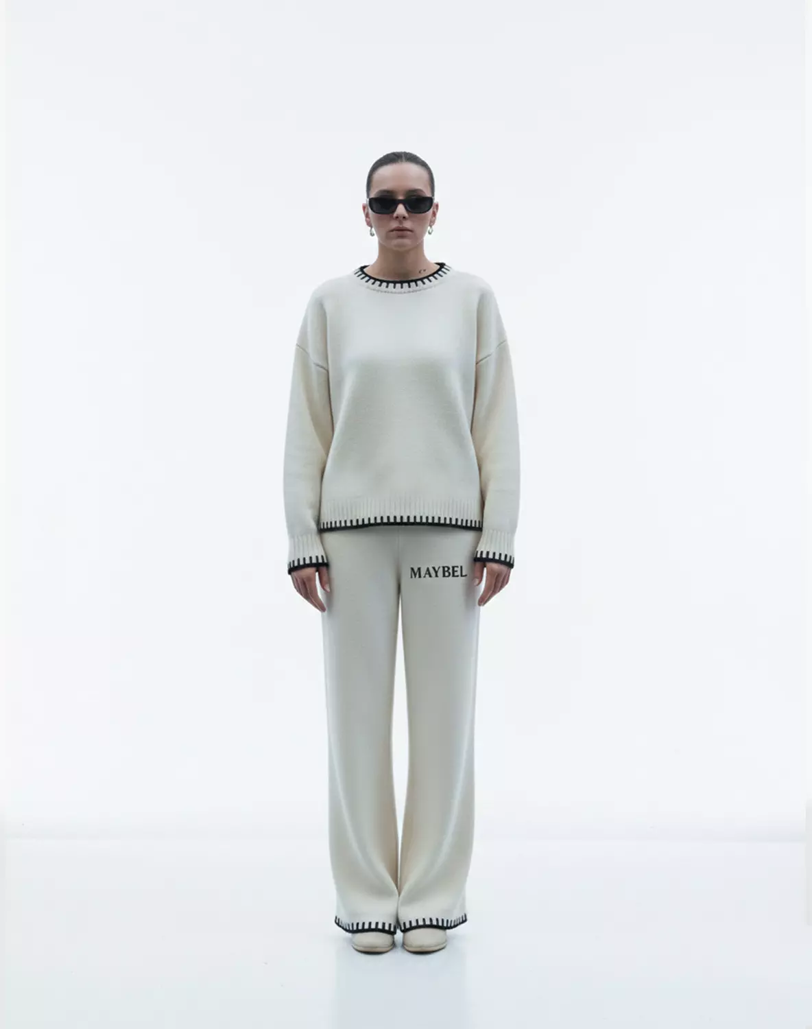 The Frame set in Nude image